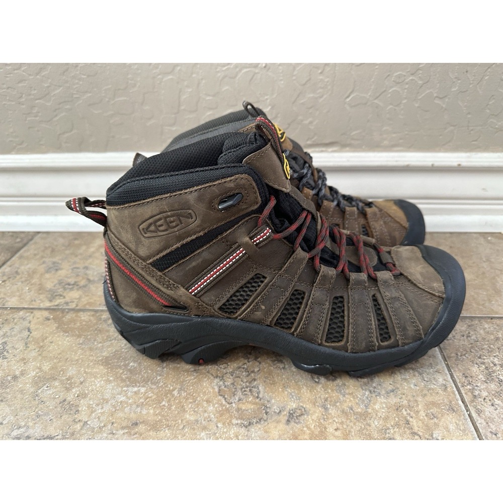 Keen Waterproof Hiking Boots Men's Size 9 Mismatch Sample